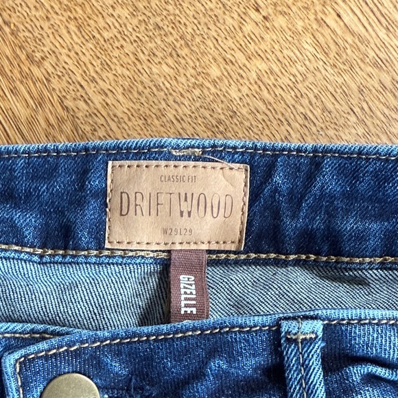 DRIFTWOOD Giselle Classic Fit Blue Jeans - Picture 2 of 7